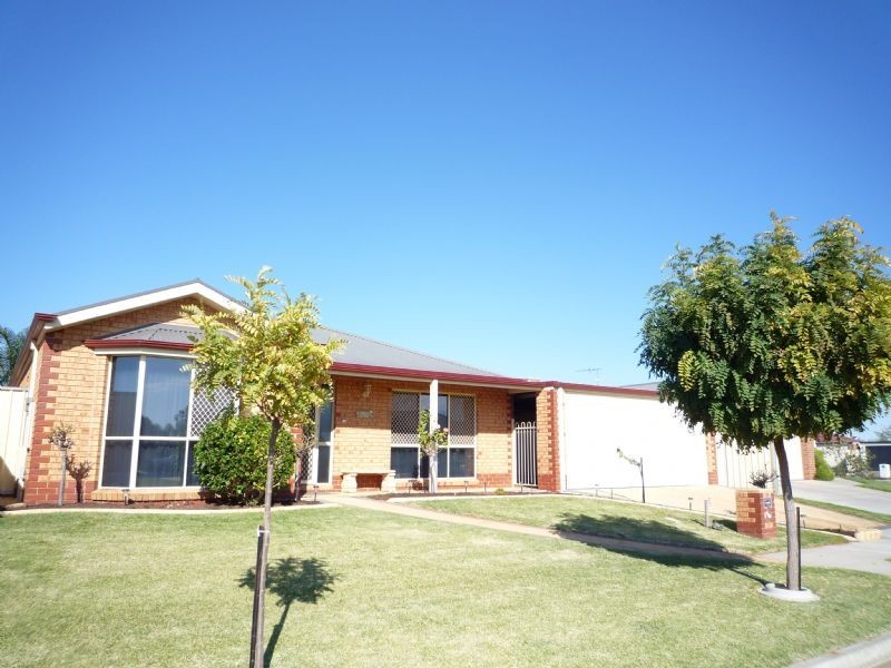 28 Canterbury Drive, Mildura VIC 3500