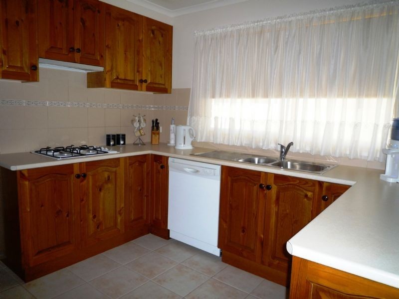 28 Canterbury Drive, Mildura VIC 3500