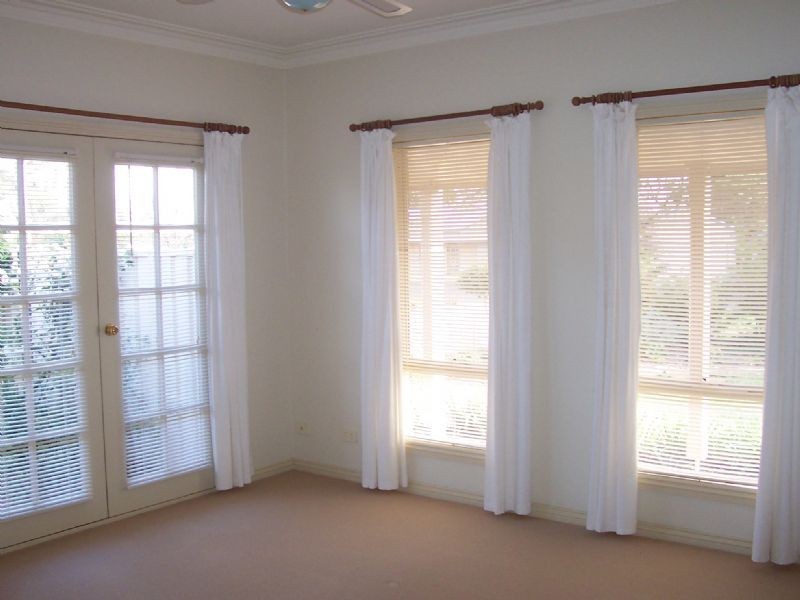 8 Wood Street, Gol Gol NSW 2738