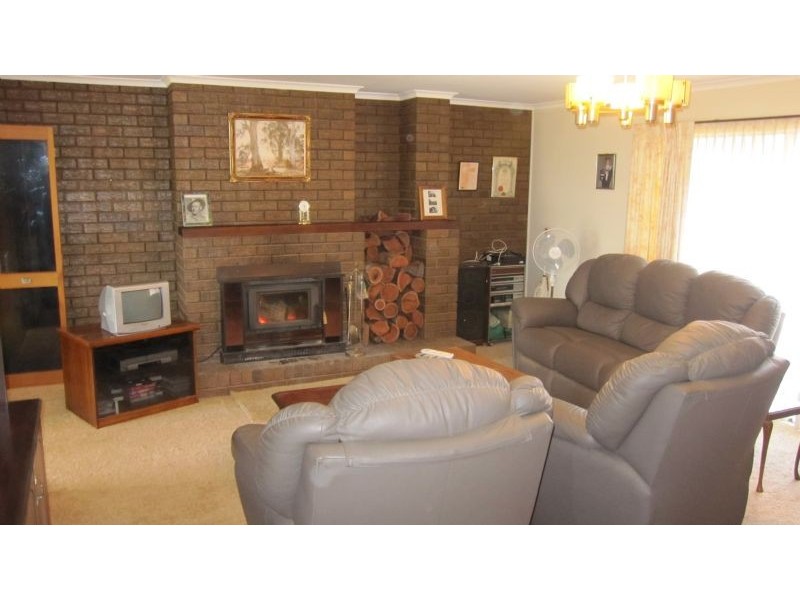 20 Happy Valley Road, Robinvale VIC 3549