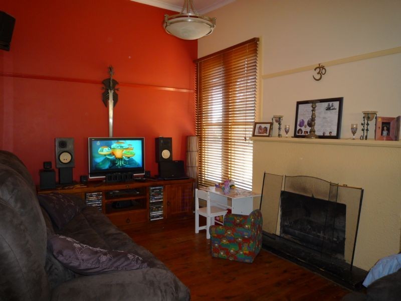 11 Thirteenth Street, Mildura VIC 3500