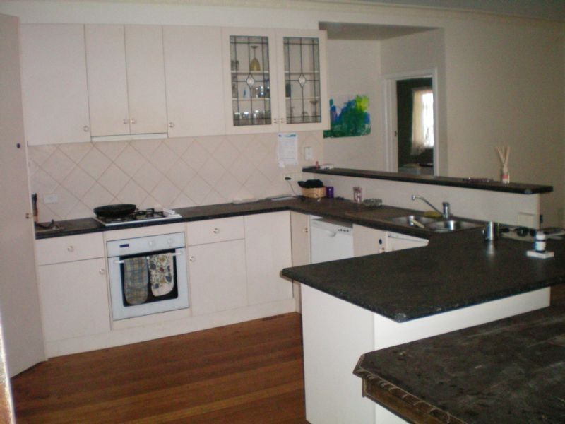 7 Mary Avenue, Mildura VIC 3500