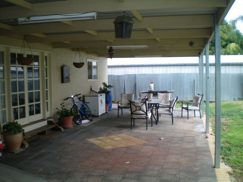 7 Mary Avenue, Mildura VIC 3500