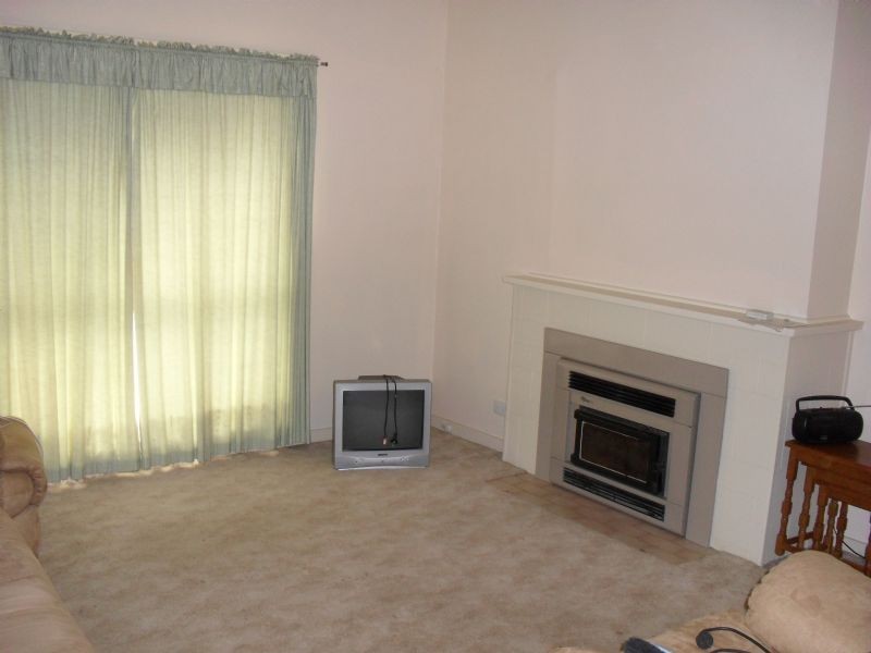 24 Kelvin Avenue, Mildura VIC 3500