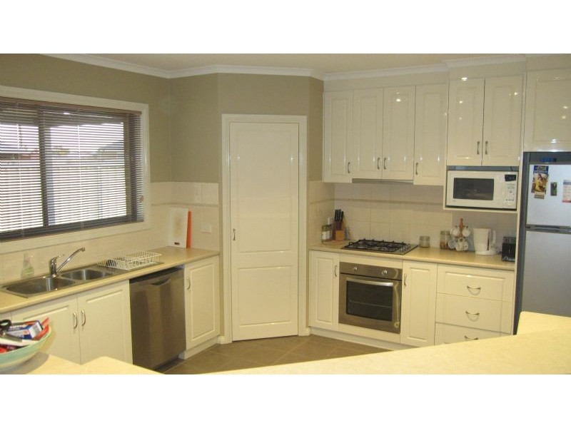 8 Essex Court, Mildura VIC 3500