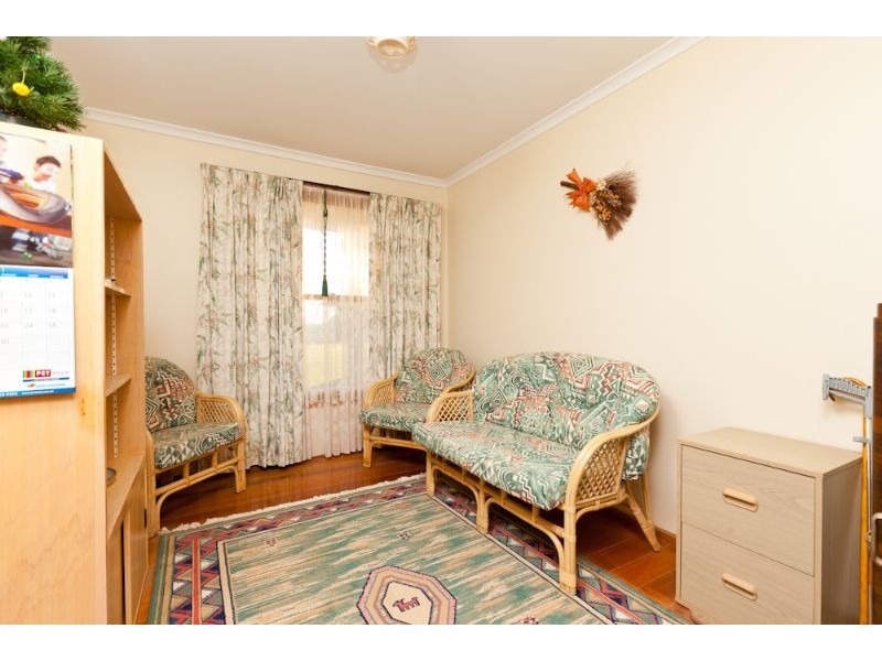 284 Dow Avenue, Birdwoodton VIC 3505