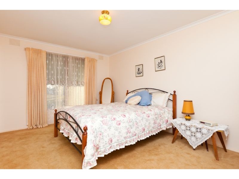 284 Dow Avenue, Birdwoodton VIC 3505