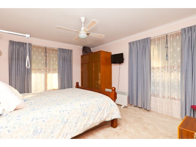 284 Dow Avenue, Birdwoodton VIC 3505