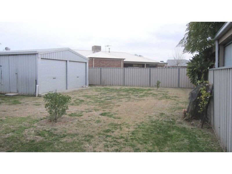 14 Maloney Drive, Mildura VIC 3500