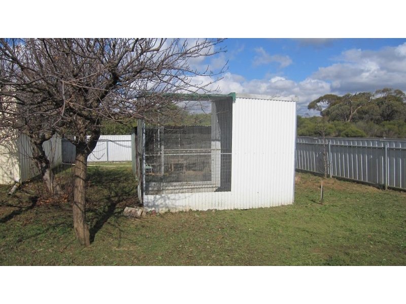 23 Railway Terrace, Ouyen VIC 3490