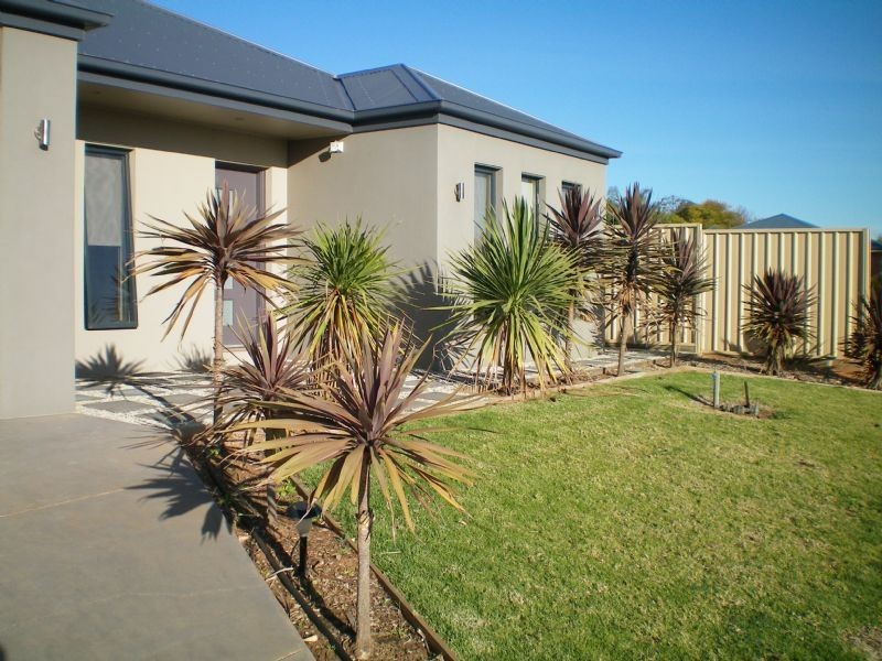 11 Drings Way, Gol Gol NSW 2738