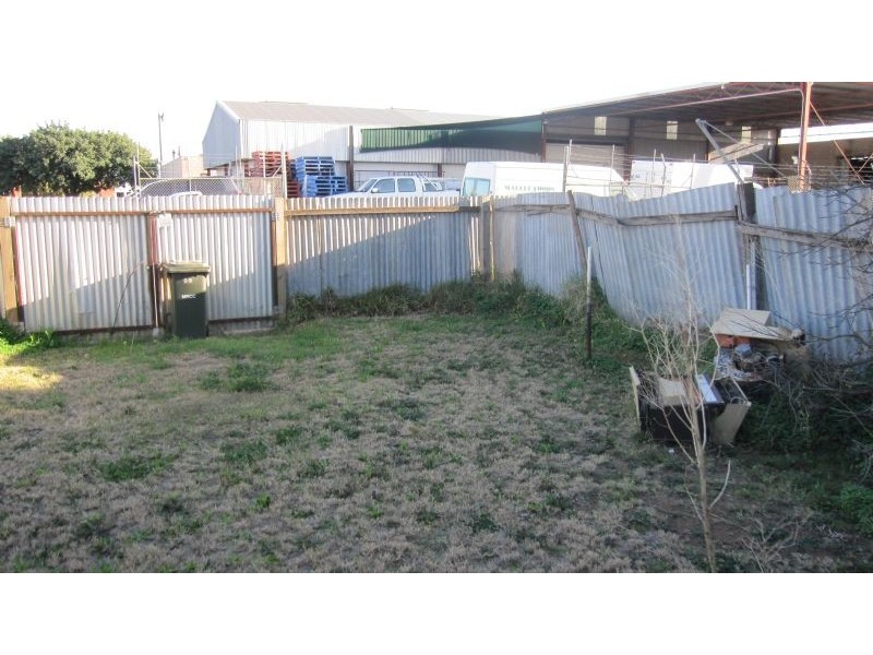 99 Orange Avenue, Mildura VIC 3500