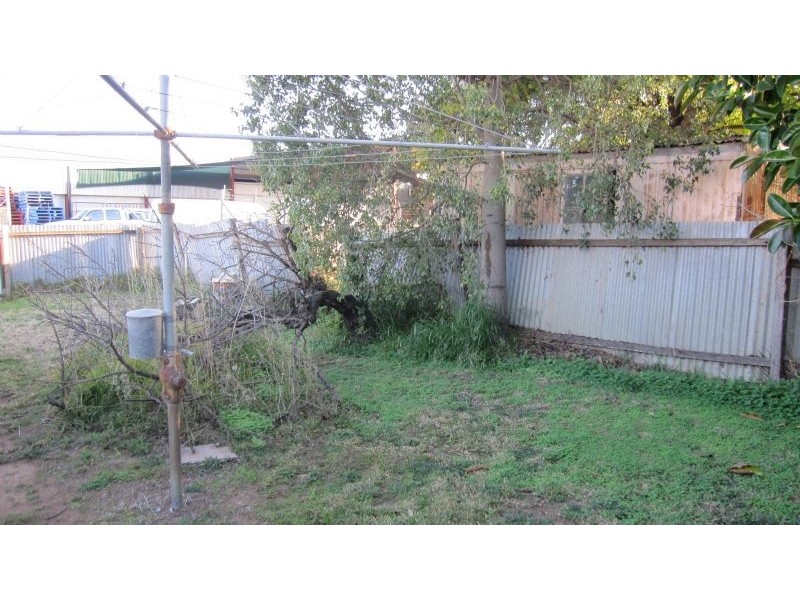 99 Orange Avenue, Mildura VIC 3500