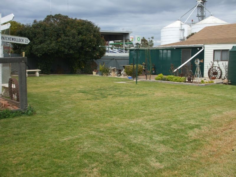 12 Sunraysia Highway, Speed VIC 3488