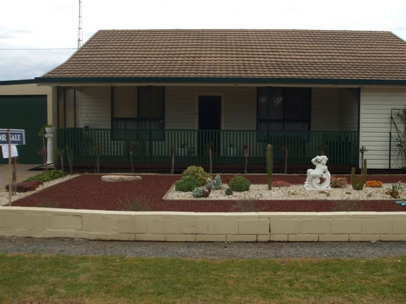 12 Sunraysia Highway, Speed VIC 3488