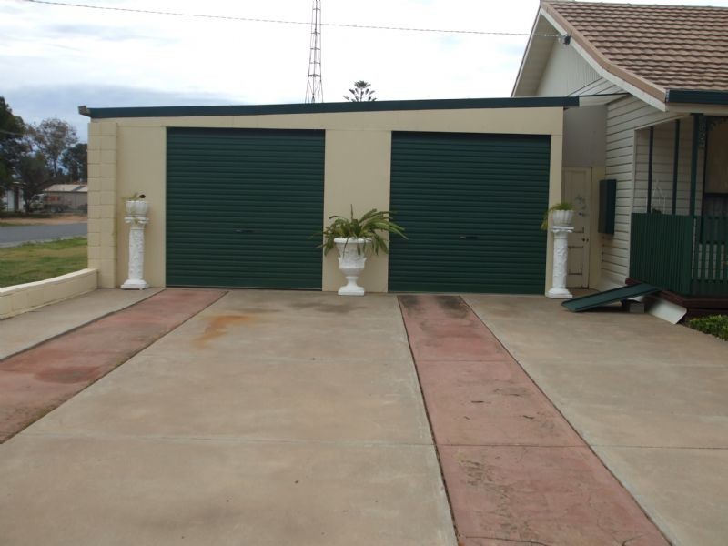 12 Sunraysia Highway, Speed VIC 3488