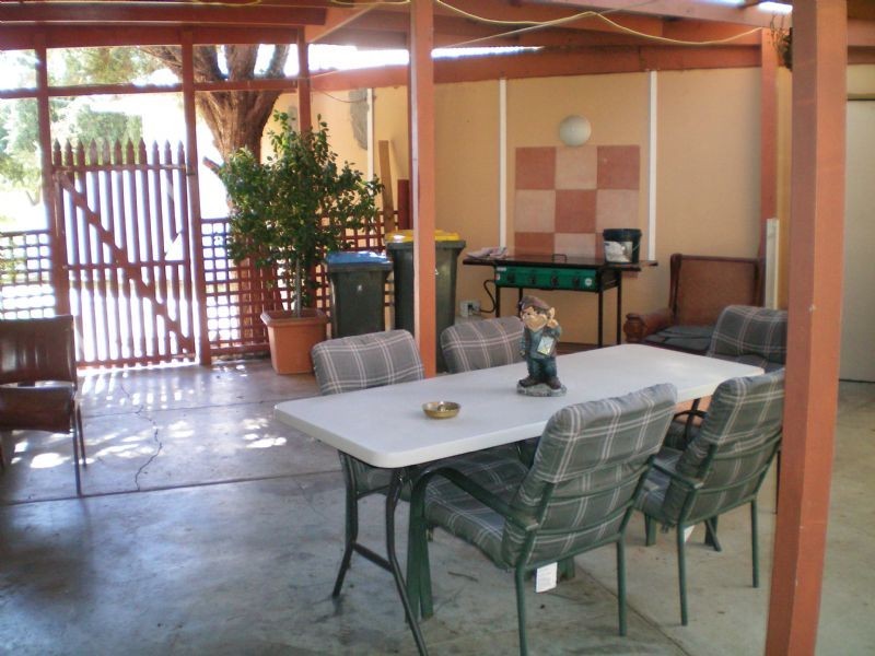 6 Floral Avenue, Mildura VIC 3500