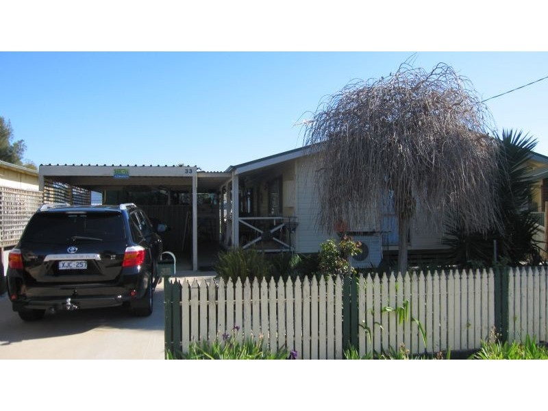33 Ambleside Crescent, Mildura VIC 3500