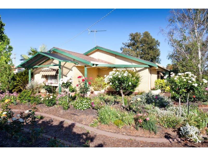 74 Riverside Avenue, Mildura VIC 3500