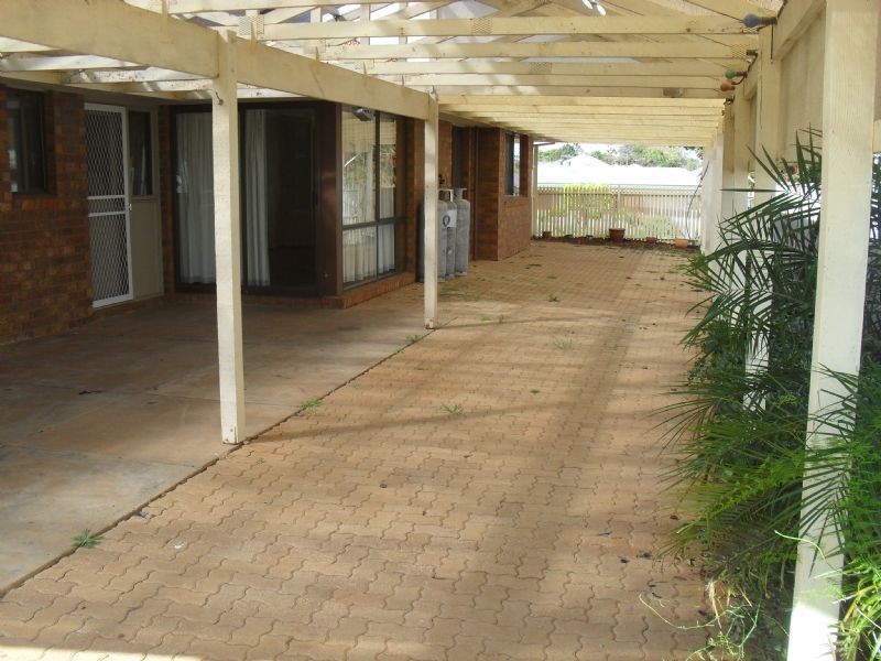 122 Wood Street, Gol Gol NSW 2738