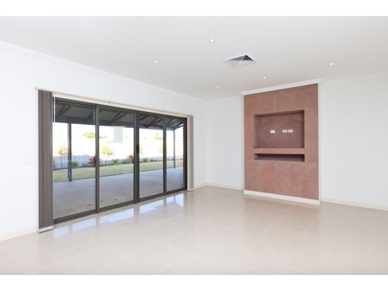 21 Bakogiannis Court, Mildura VIC 3500