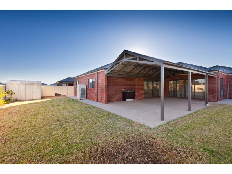 21 Bakogiannis Court, Mildura VIC 3500