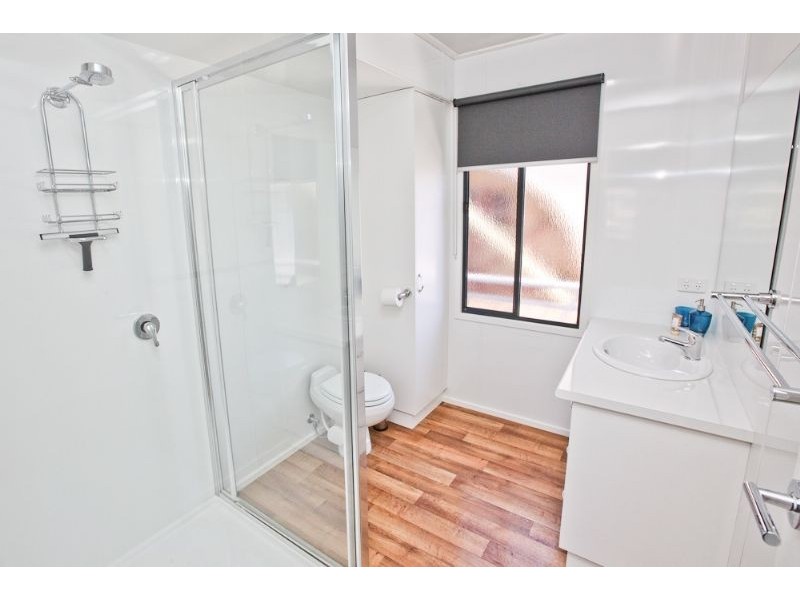 Ripple Effect Houseboat, Mildura VIC 3500