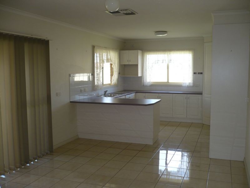 10 Herston Drive, Mildura VIC 3500