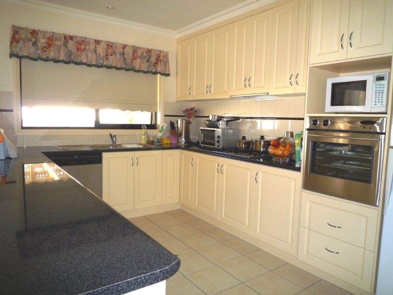 40 Belleview Drive, Irymple VIC 3498