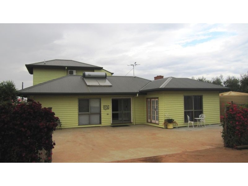 613 Shaggy Ridge Road, Robinvale VIC 3549