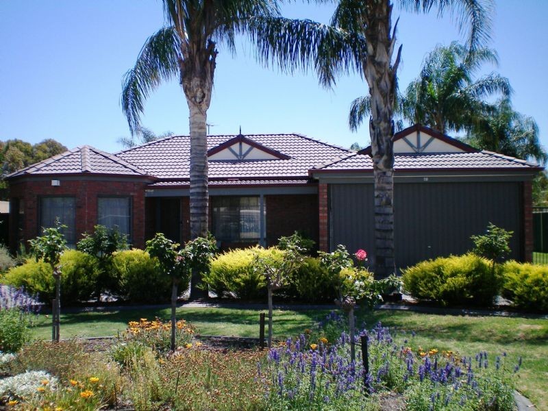 18 Excelsior Drive, Mildura VIC 3500