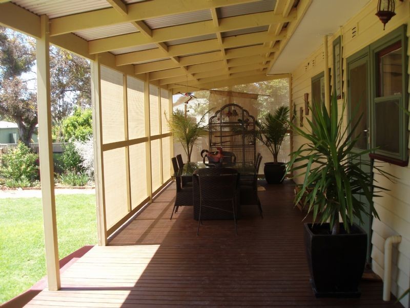 17 Britt Street, Ouyen VIC 3490