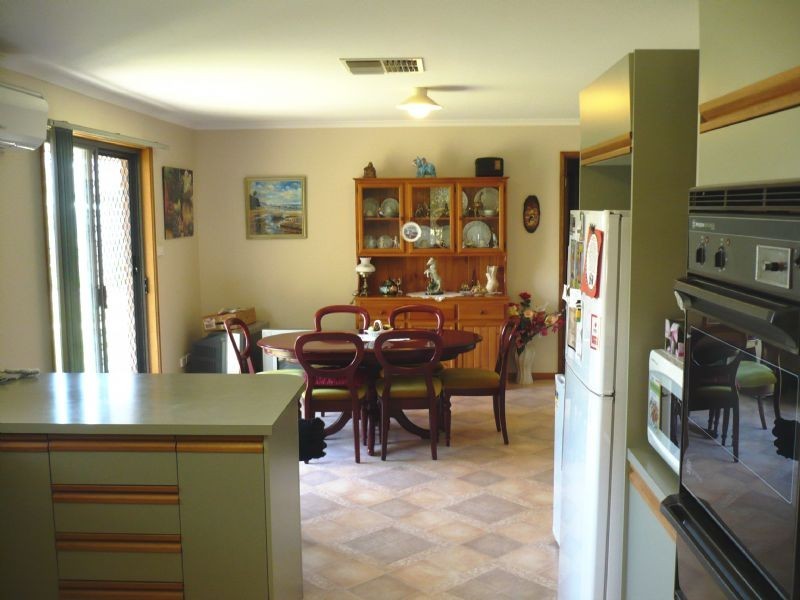 28 Riverside Avenue, Mildura VIC 3500