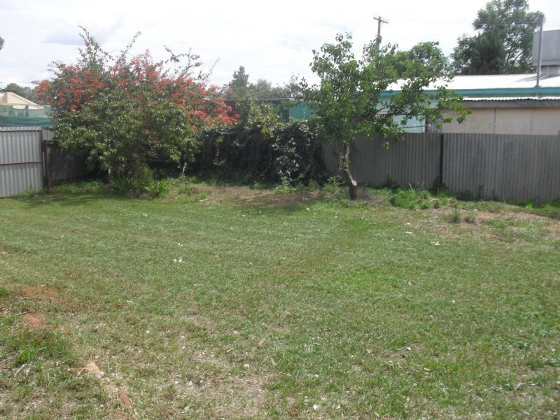 4 Hume Street, Dareton NSW 2717