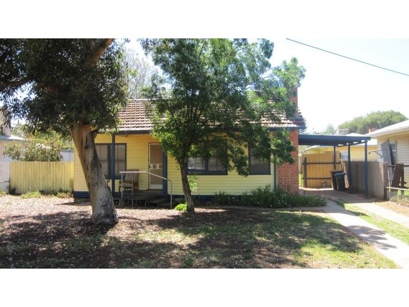 28 Murray Avenue, Red Cliffs VIC 3496