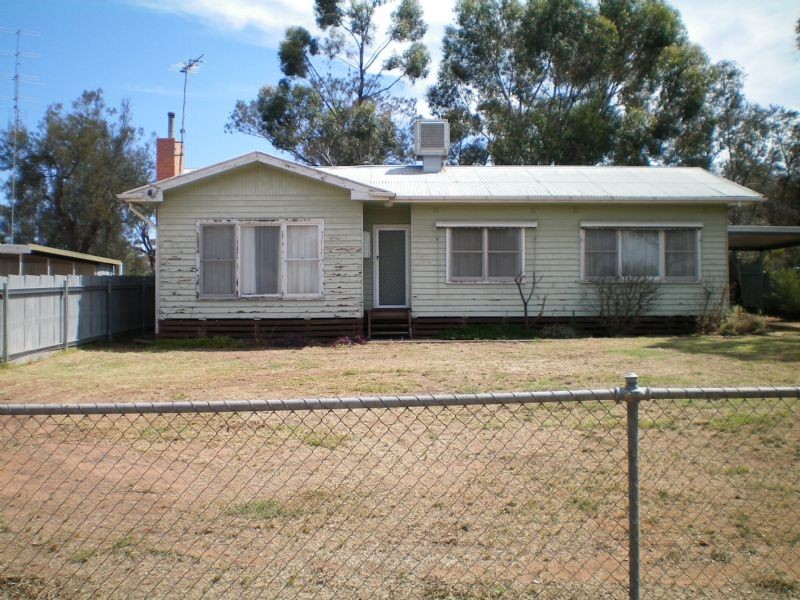 24 Patchewollock Road, Walpeup VIC 3507