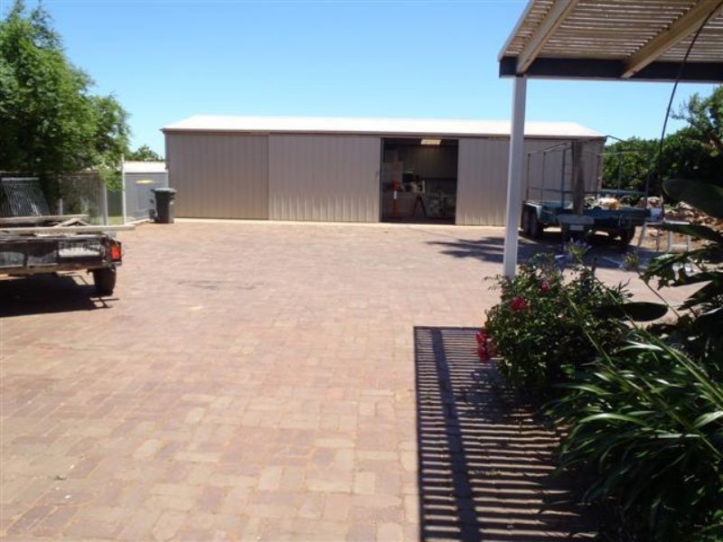 916 Irymple Avenue, Irymple VIC 3498