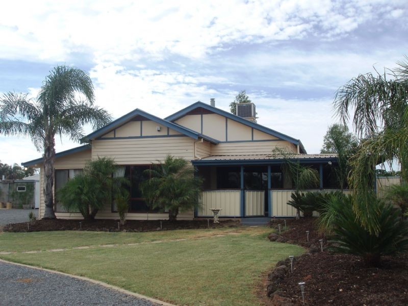 108 Pumps Road, Red Cliffs VIC 3496