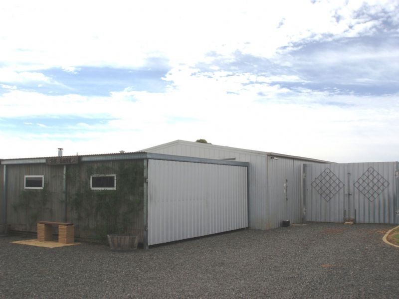 108 Pumps Road, Red Cliffs VIC 3496