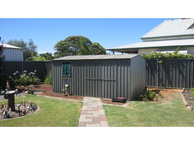 44 Belleview Drive, Irymple VIC 3498