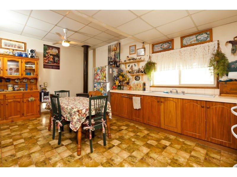 13 Dawn Avenue, Mildura VIC 3500