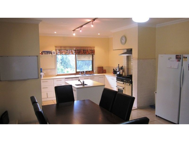 613 Shaggy Ridge Road, Robinvale VIC 3549