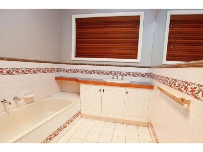 16 Dylan Court, Mildura VIC 3500