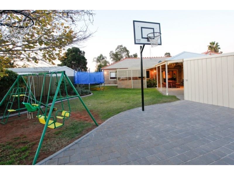 16 Dylan Court, Mildura VIC 3500