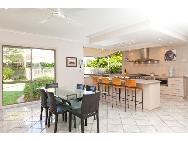 143 Koorlong Avenue, Nichols Point VIC 3501