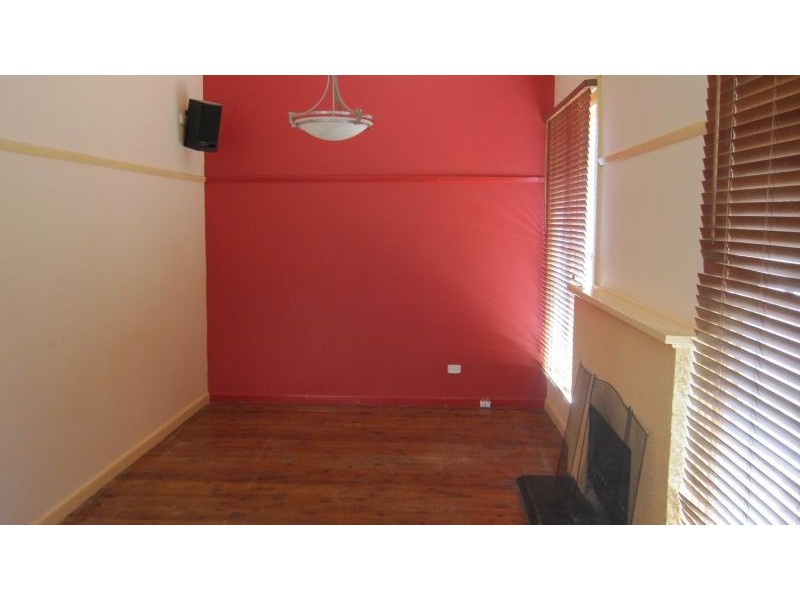 11 Thirteenth Street, Mildura VIC 3500