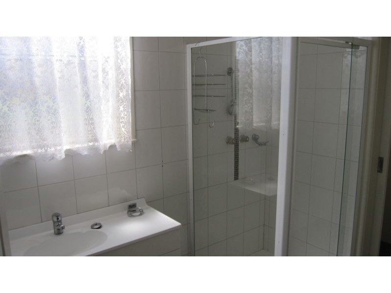 8 Hazeldene Street, Mildura VIC 3500