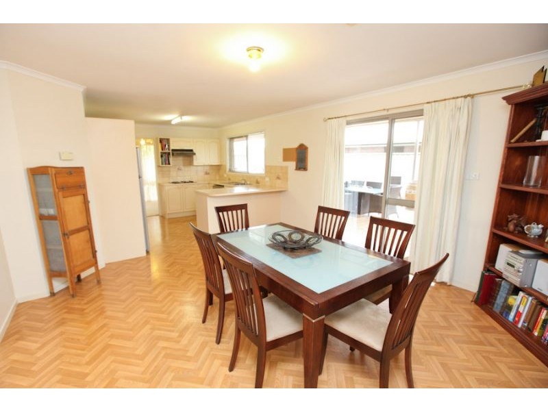 6 Meadow Grove, Mildura VIC 3500