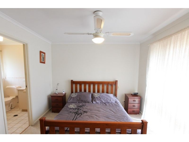 6 Meadow Grove, Mildura VIC 3500