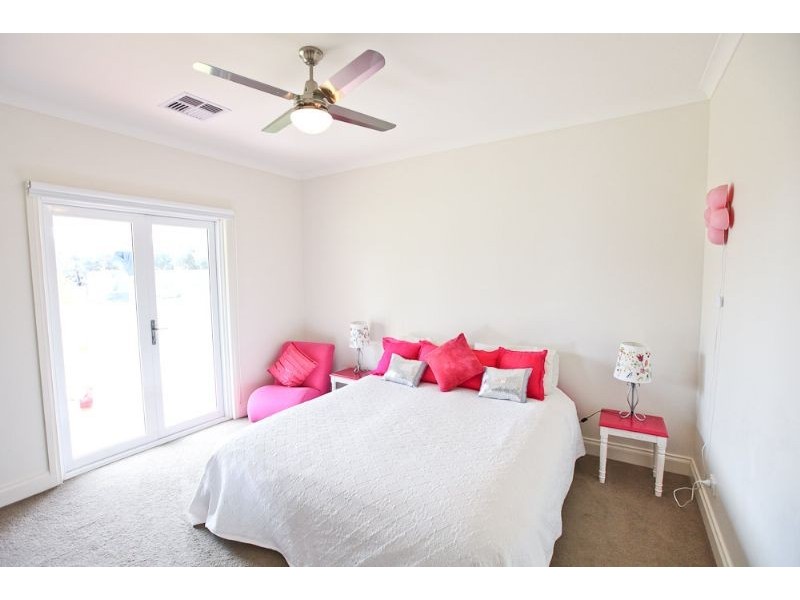 50 Flora Avenue, Mildura VIC 3500